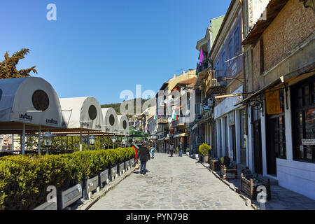 VELIKO Tarnovo, Bulgarien - 11. APRIL 2017: Häuser in der Altstadt von Veliko Tarnovo, Bulgarien Stockfoto