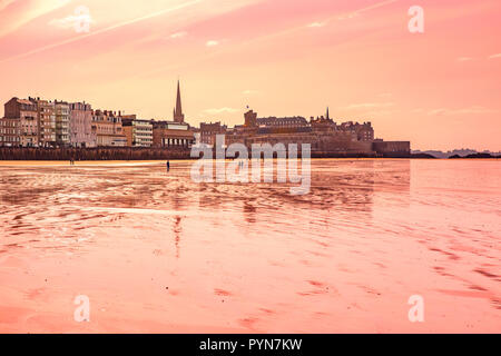 Mittelalterliche Festung Dinard, Bretagne, Frankreich Stockfoto