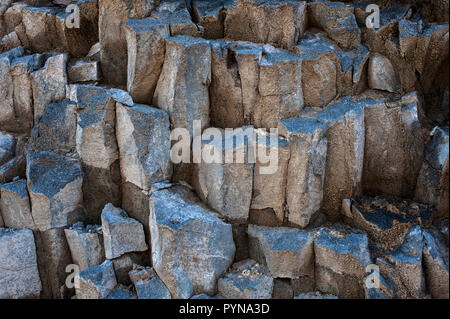 Sedementary Felswand Steinbruch mit Rock Muster und Formen Stockfoto