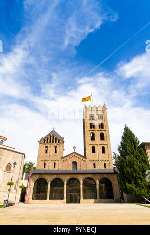 Das Kloster von Santa Maria de Ripoll (gebaut 1886) ist ein Kloster der Benediktiner in Ripoll, Katalonien, Spanien Stockfoto