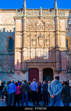 Platereske Fassade der Universität. Salamanca, Castilla y Leon, Spanien, Europa Stockfoto