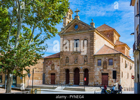 Die Kirche von San Pablo ist eine Barocke Tempel historisch auf die trinitarische Order verknüpft. Salamanca, Castilla y Leon, Spanien, Europa Stockfoto