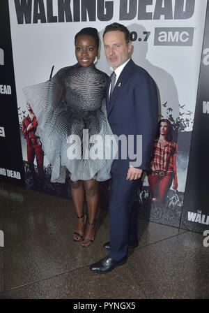 Premiere von AMC's 'The Walking Dead' Saison 9 - Ankunft mit: Danai Gurira, Andrew Lincoln Wo: Los Angeles, Kalifornien, Vereinigte Staaten, wenn: 27 Sep 2018 Credit: FayesVision/WENN.com Stockfoto