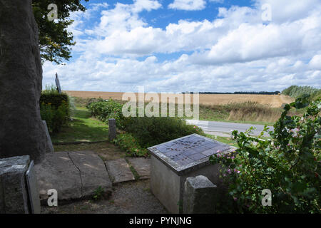 Denkmal in der Nähe der Stelle der Schlacht von Agincourt in Frankreich Stockfoto