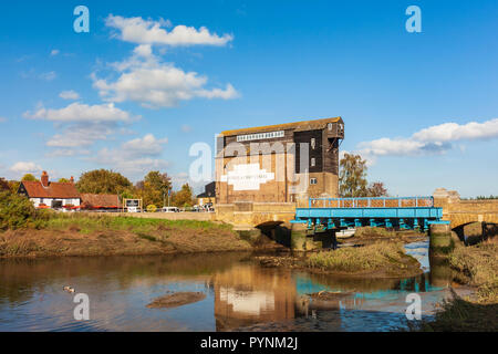 Die alte Gezeitenmühle, river Crouch, Battlesbridge, Wickford, Essex. Stockfoto