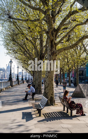 Wetter pix entlang der South Bank Stockfoto