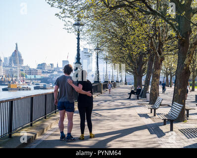 Wetter pix entlang der South Bank Stockfoto