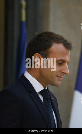 Paris, Frankreich. 29 Okt, 2018. Der französische Präsident Emmanuel Längestrich im Elysee-palast, während er darauf wartet, dass der äthiopische Premierminister Ahmed Abiy.*** FRANKREICH/KEINE VERKÄUFE IN DEN FRANZÖSISCHEN MEDIEN *** Credit: Idealink Fotografie/Alamy leben Nachrichten Stockfoto