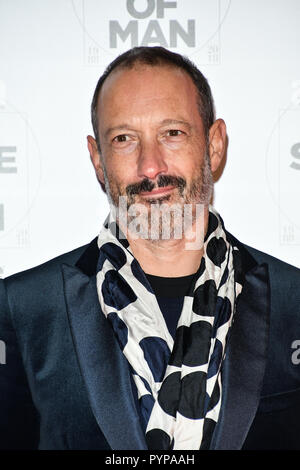 Julian Vogel Arrivers bei GQ 30-Jähriges Jubiläum Feier in Sushisamba, Markt, Convent Garden am 29. Oktober 2018. Stockfoto