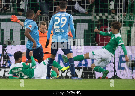 Bremen, Deutschland. 28 Okt, 2018. Keine VERKÄUFE IN JAPAN! Yuya OSAKO, Werder Bremen, Werder Bremen (HB) - Bayer 04 Leverkusen (LEV) 2:6, 28.10. 2018 in Bremen/Deutschland. € | Nutzung der weltweiten Kredit: dpa/Alamy leben Nachrichten Stockfoto