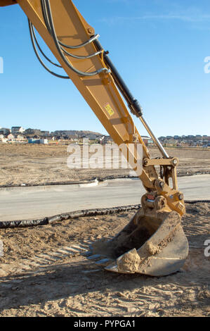 Baggerarm und Schaufel auf eine Entwicklung des neuen Gehäuses in Castle Rock, Colorado Stockfoto