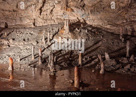 Schönen unterirdischen Innenraum der demänovska Höhle der Freiheit in den Bergen der Slowakei, Europa Stockfoto