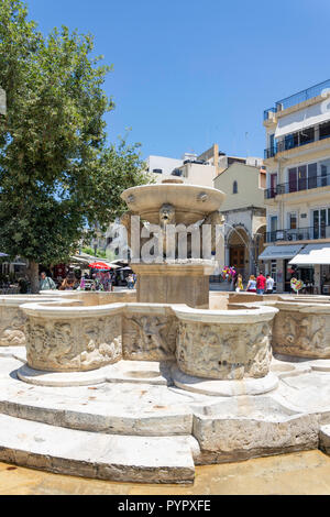 Venezianische Morosini Brunnen Lions, Ort El Venizelou, Heraklion (irakleio), Irakleio Region, Kreta (Kriti), Griechenland Stockfoto