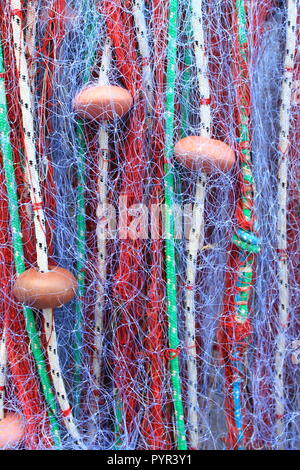 Reihe von Fischernetzen Stockfoto