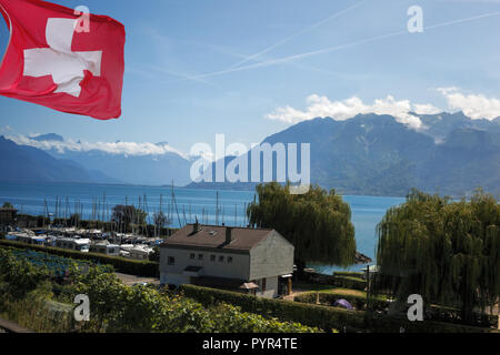 Genfer See mit Campingplatz in der Schweiz Stockfoto