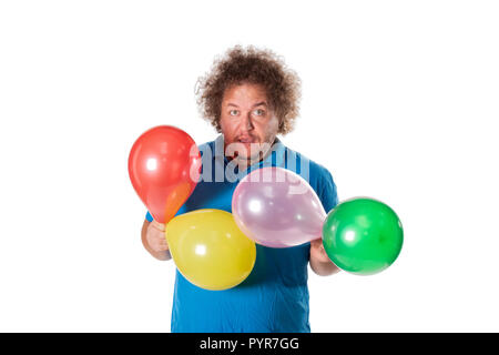 Funny Fat Man mit Luftballons. Alles Gute zum Geburtstag. Freude und Spaß Stockfoto