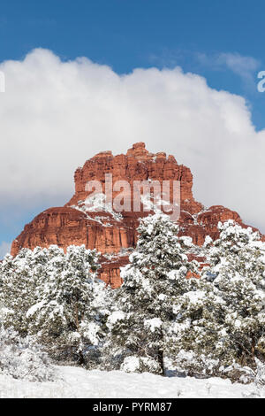 Bell Rock im Winter, Sedona, Arizona Stockfoto