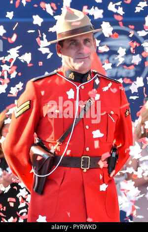August 12, 2018 - Toronto, Ontario, Kanada: Royal Canadian Mounted Police Officers stellt nach dem letzten Match des Rogers Schale bei Aviva Mitte August Stockfoto