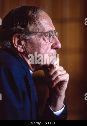 Robert Alexander Kennedy Runcie, Baron Runcie, MC, PC war ein Britischer anglikanischer Bischof. Er war der Erzbischof von Canterbury von 1980 bis 1991, vorher Bischof von St Albans. Stockfoto