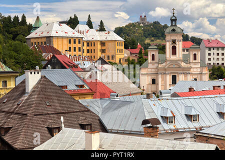 Blick über das Centrum der Stadt Banska Stiavnica, der Slowakei, aus Novozamocka Straße