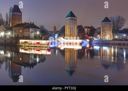 Nacht Petite France in Straßburg, Elsass Stockfoto