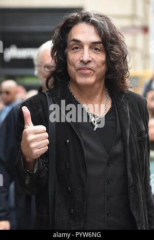 New York, NY, USA. 29 Okt, 2018. Paul Stanley heraus und über für Celebrity Candids-MON, New York, NY 29. Oktober 2018. Credit: Kristin Callahan/Everett Collection/Alamy leben Nachrichten Stockfoto