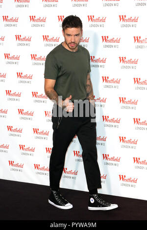 London, Großbritannien. 30 Okt, 2018. Liam Payne, Westfield London 10 Jahr Geburtstag feiern, Westfield Square, Westfield London, Shepherds Bush, London, UK, 30. Oktober 2018. Credit: Rich Gold/Alamy leben Nachrichten Stockfoto