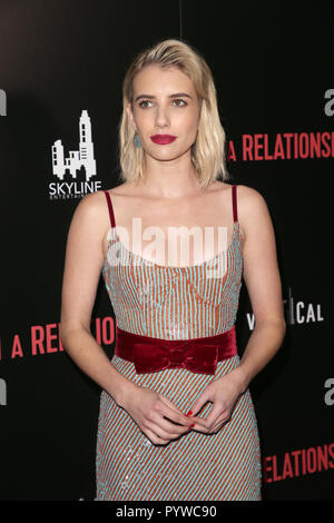West Hollywood, CA. 30 Okt, 2018. Emma Roberts im LA Premiere in einer Beziehung an der London in West Hollywood, Kalifornien, 30. Oktober 2018. Credit: Faye Sadou/Medien Punch/Alamy leben Nachrichten Stockfoto