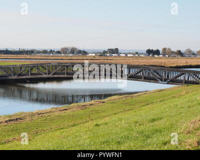 Sheerness, Kent, Großbritannien. 31 Okt, 2018. UK Wetter: einen hellen und sonnigen Morgen in Sheerness, Kent. Credit: James Bell/Alamy leben Nachrichten Stockfoto