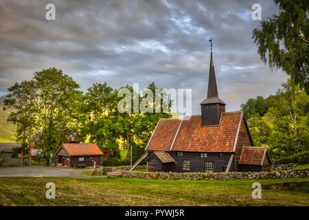 RODVEN, NORWEGEN - August 04, 2016: Die Stabkirche von Rodven im og Romsdal Provinz im 13. Jahrhundert gebaut wurde Stockfoto