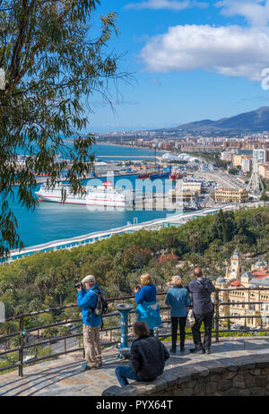 Blick über die Stadt von der Castillo Gibralfaro, Malaga, Costa del Sol, Andalusien, Spanien Stockfoto