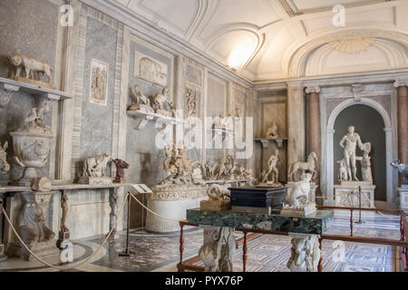 Vatikan, Rom, Italien - 09/25/18: Skulpturen, die in den Vatikanischen Museen Stockfoto