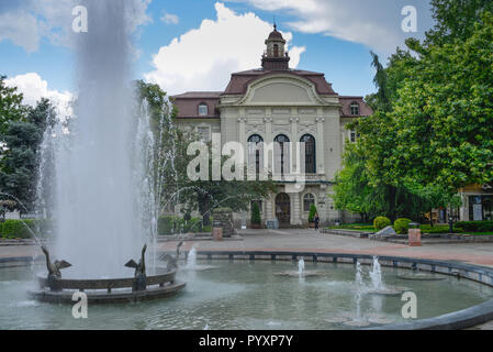 Brunnen, Rathaus, Stefan Stambolov Platz, Plovdiv, Bulgarien, Springbrunnen, Rathaus, Bulgarien Stockfoto