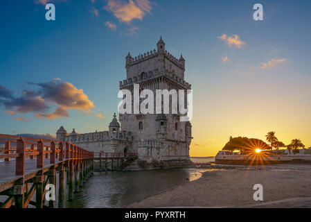 Belem Turm in Belém in Lissabon in der Dämmerung Stockfoto