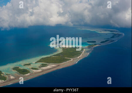 Antenne der Blauen Lagune in Rangiroa, Tuamotu-Archipel, Französisch Polynesien Stockfoto