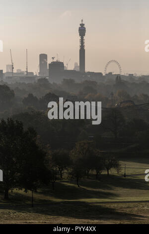 Sonnenaufgang über London von Primrose Hill Stockfoto