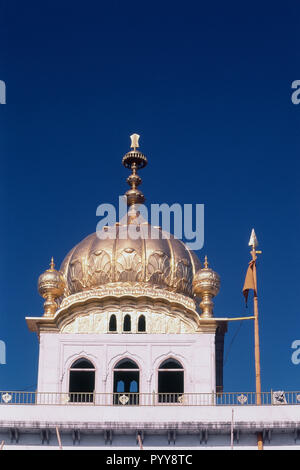 Blick auf die Kuppel der Goldene Tempel, Amritsar, Punjab, Indien, Asien Stockfoto