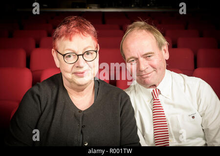 Aufzeichnung von BBC Radio 4 Museum der Neugier jährliche Lager Christmas Special 2018 - John Lloyd, Jo Marke Stockfoto