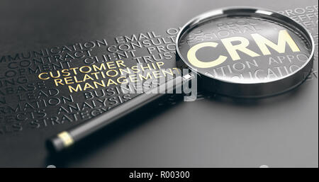 3D-Darstellung einer Lupe auf schwarzem Hintergrund und auf goldenen CRM Akronym konzentrieren. Kunden Relathionship Management Konzept. Stockfoto