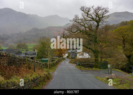 Der Weiler Seatoller im Borrowdale im Nationalpark Lake District, Cumbria, England. Stockfoto