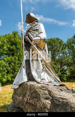 Statue von Llywelyn ap Gruffydd Fychan in Llandovery Schloss, Carmarthenshire, Wales Stockfoto