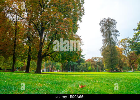 Schöne Aussicht von Parco Sempione in Mailand. Stockfoto