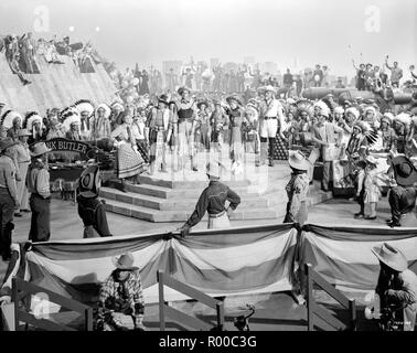 Annie erhalten Sie Ihr Gewehr Jahr: 1950 USA Regie: George Sidney Betty Hutton, Howard Keel, Louis Calhern, Keenan Wynn, Benay Venuta Stockfoto