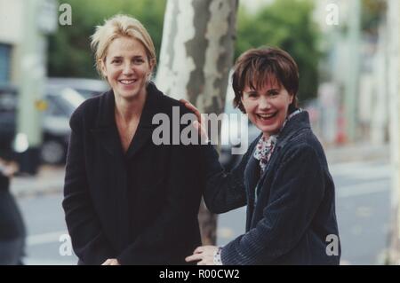 Tout Va Bien, auf s'en va - Frankreich Jahr: 2000 Regie: Claude Mourieras Sandrine Kiberlain, Miou Miou Stockfoto
