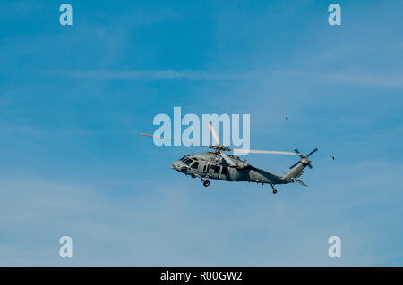 Ein HSC-3 Merlins Hubschrauber, Hafen von San Diego, San Diego, Kalifornien. Stockfoto