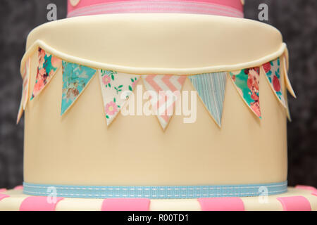 Hausgemachte Neuheit birthday cake Stockfoto