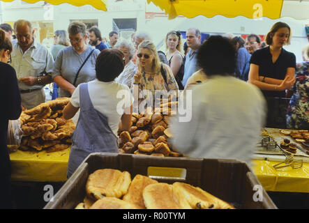 Französische Straße Markt, Hastings, East Sussex, England, Großbritannien Stockfoto