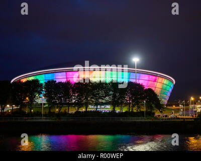 Die SSE-Hydro beleuchtet nach einer Veranstaltung, auf der eine trübe Sommer Nacht in Glasgow, Schottland, Großbritannien Stockfoto