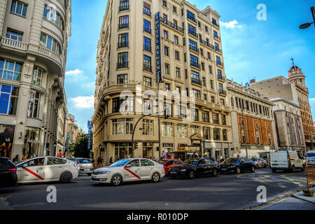 Alte typische Häuser in der literarischen Viertel der Innenstadt von Madrid, die Hauptstadt von Spanien. Stockfoto