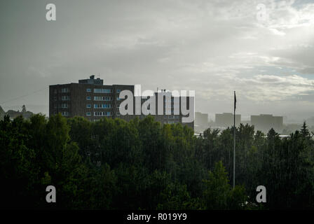 Schwere Sommer Regen in Oslo, Norwegen. Stockfoto